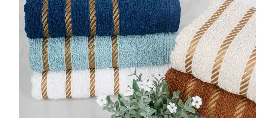 Toalha felpuda ou lisa: qual seca melhor? Toalha felpuda ou lisa: qual seca melhor?