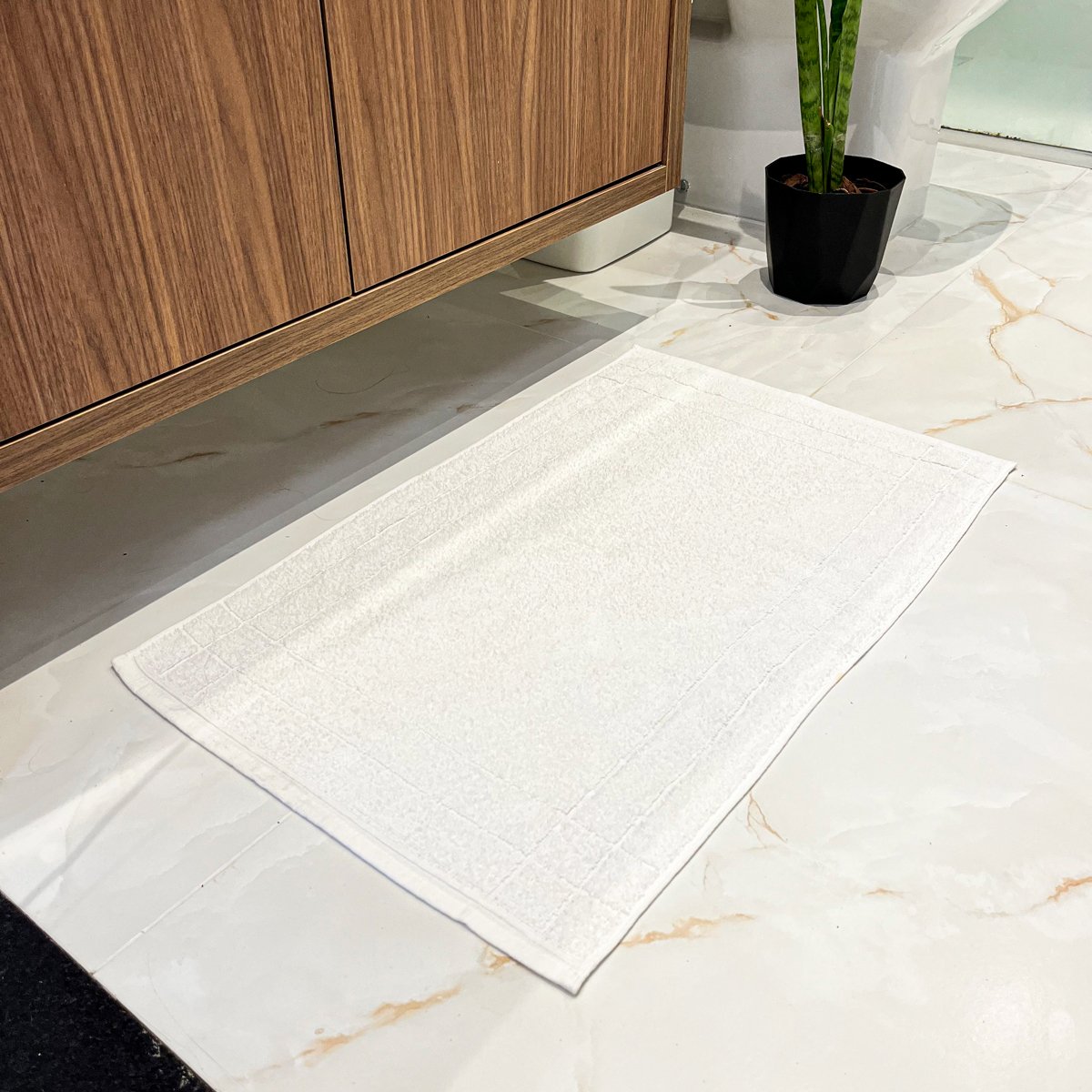 Kit 12 Tapete para Banheiro Antiderrapante Hotel Madrid - Imagem 1