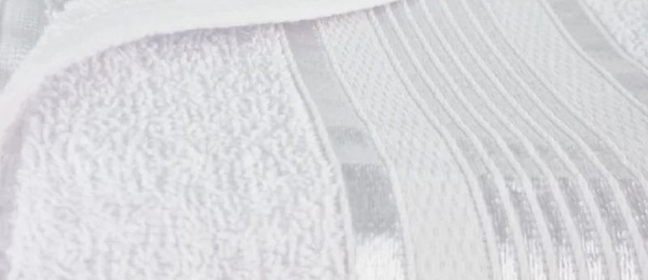 Toalha Branca Encardida: Como Clarear Sem Estragar o Tecido Toalha Branca Encardida: Como Clarear Sem Estragar o Tecido
